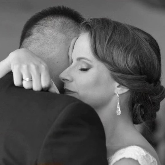 Glamorous Cubic Zirconia Diamond Drop Earrings Gold - Picture 7 of 10